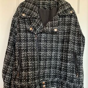 FOREVER 21. Winter jacket, Medium. Worn once.